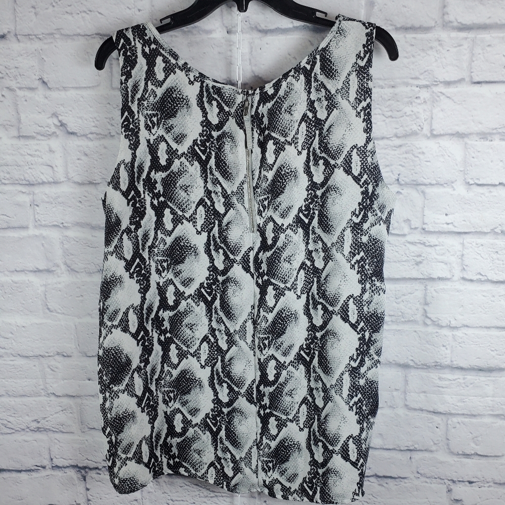 Apt. 9 Scoop Neck Chiffon Snake Print Pullover Top, XL, Black/White/Grey - Picture 5 of 13